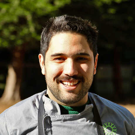 Outdoor portrait of Chef Dante Cecchini 